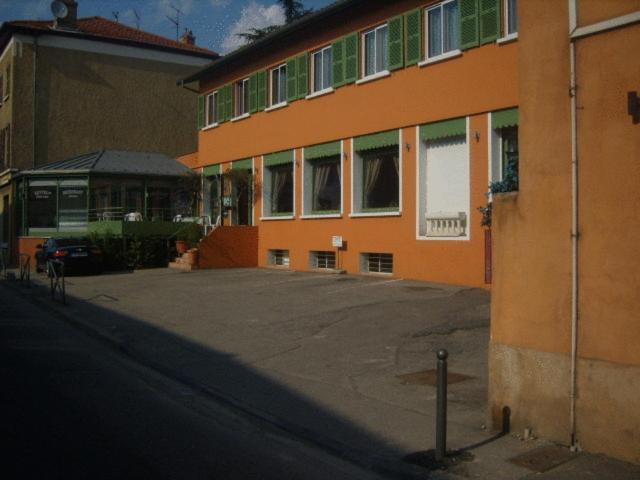Auberge De La Vallee Francheville  Eksteriør billede